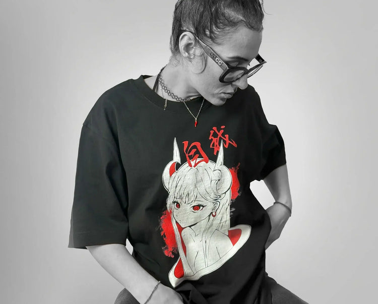 T-SHIRT